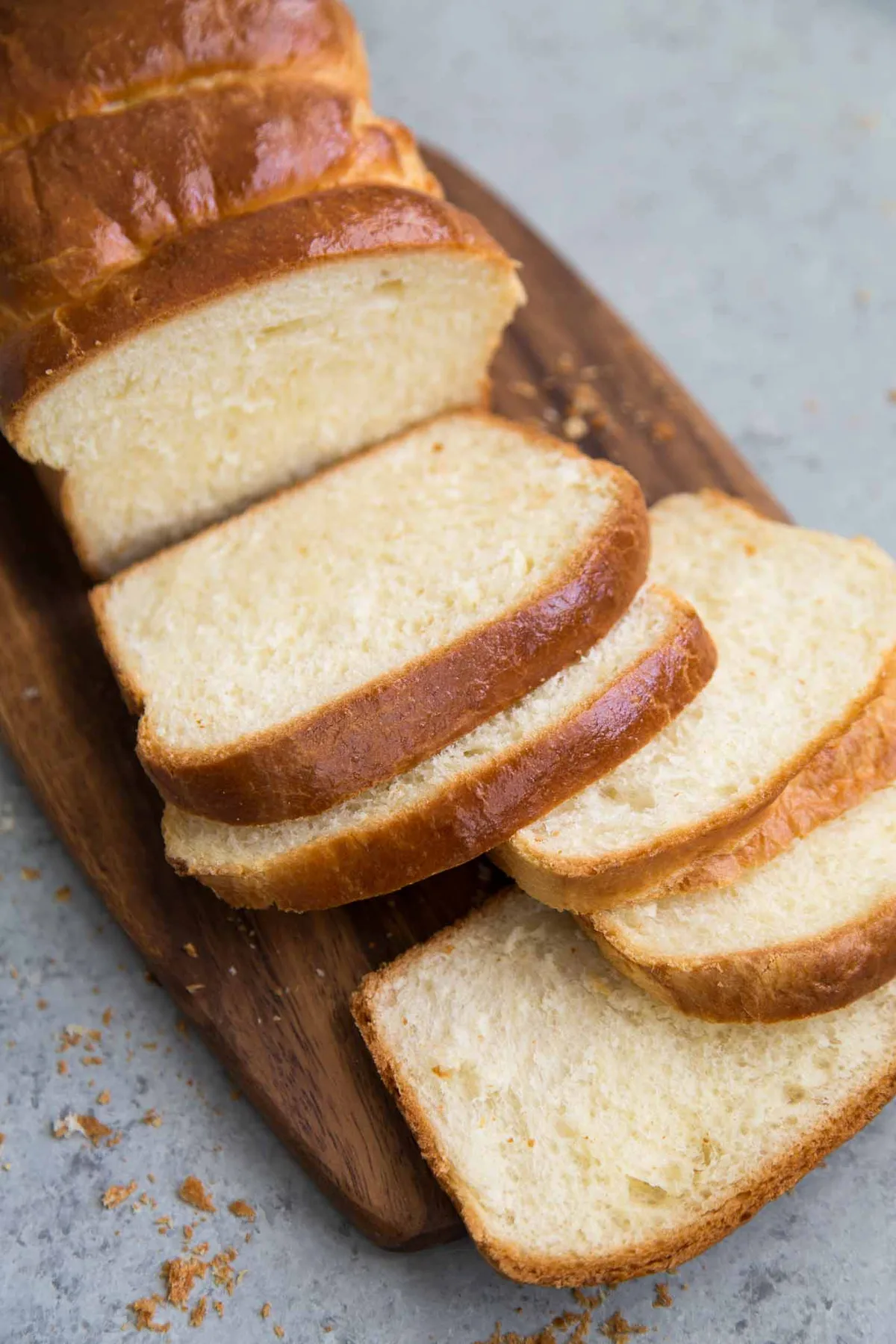 brioche bread slices
