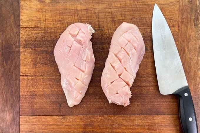chicken leg quarter skin scoring