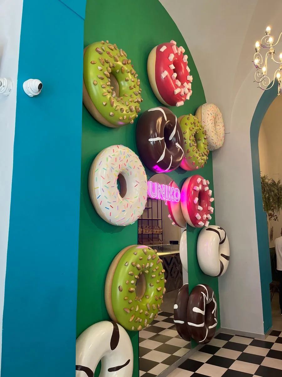 gummy donut center