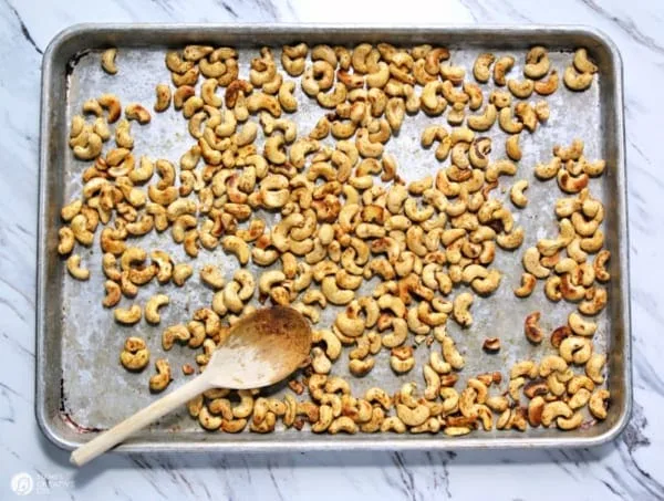 Toasted cashews