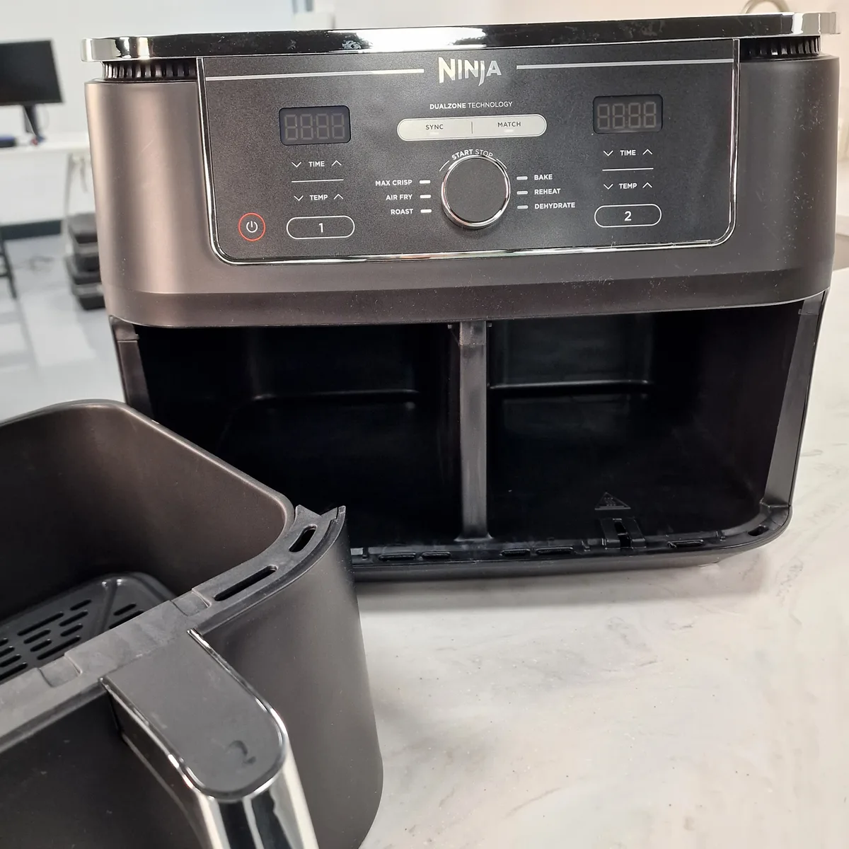 dual air fryer drawer sensor fault