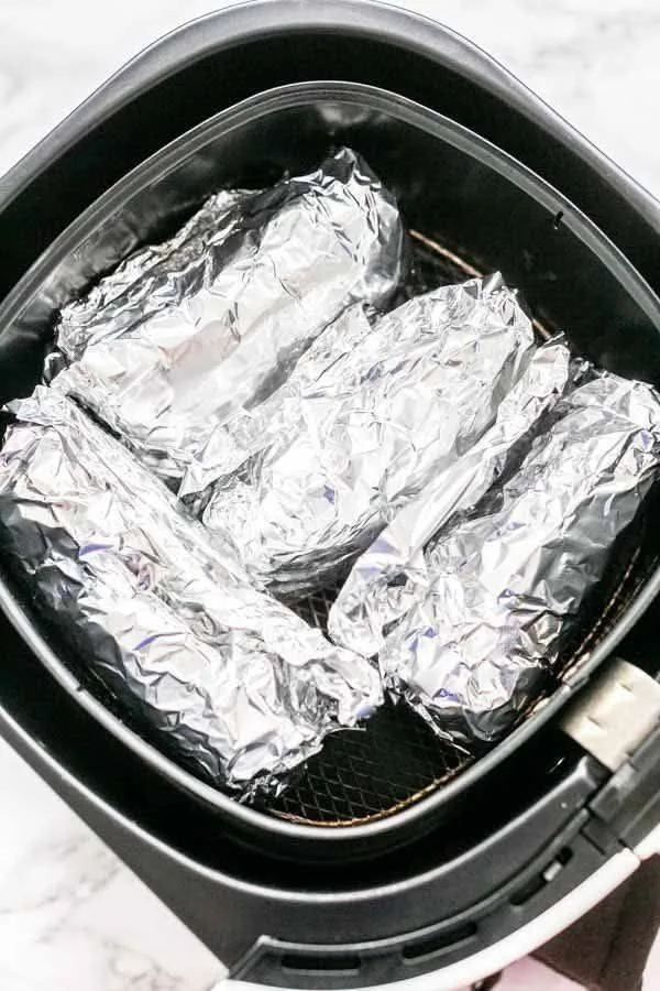 safe air fryer foil placement